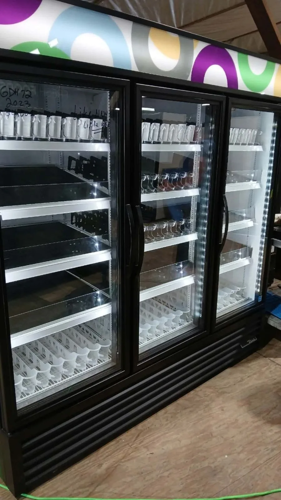 True three-glass-door LED beverage merchandiser